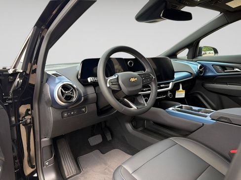 New 2026 Chevrolet Equinox EV LT FWD image 14