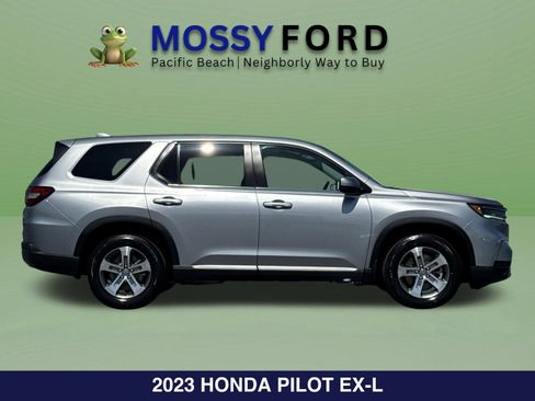 Used 2023 Honda Pilot EX-L image 4