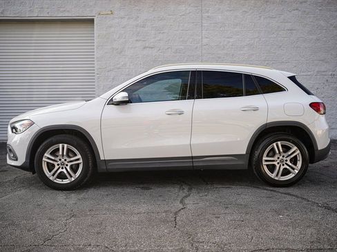 Used 2022 Mercedes-Benz GLA 250 4MATIC w/ Premium Package Lite image 10
