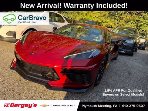 Used 2021 Chevrolet Corvette Stingray Coupe w/ 1LT RWD image 1
