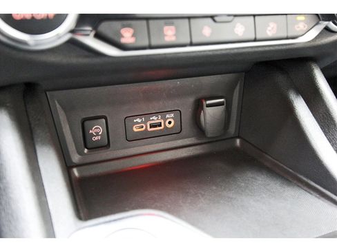 Used 2025 Nissan Sentra SR w/ Midnight Edition image 23