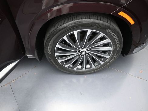 Certified 2023 Hyundai Palisade Calligraphy image 44