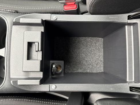 Certified 2025 Subaru Legacy Premium image 27