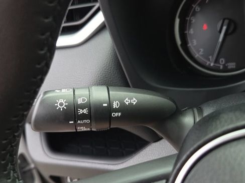 Used 2023 Toyota RAV4 XLE Premium AWD/4WD image 33