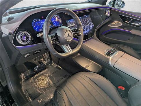 Certified 2022 Mercedes-Benz EQS 580 4MATIC Sedan image 13