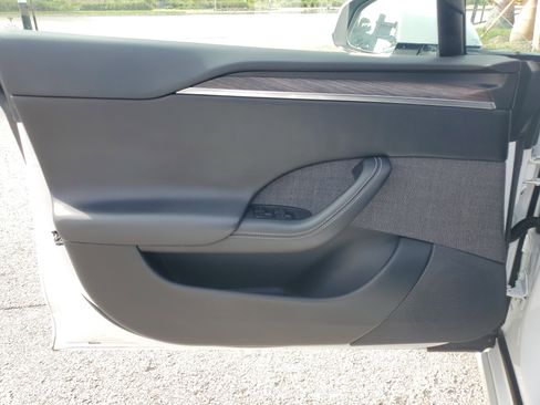 Used 2021 Tesla Model S Long Range image 26