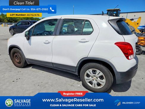 Used 2015 Chevrolet Trax LS image 3