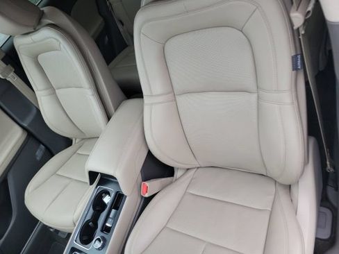 Certified 2023 Lincoln Corsair AWD w/ Equipment Group 101A image 29