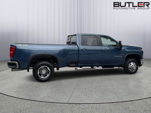 New 2026 Chevrolet Silverado 3500 LT w/ All Star Edition AWD/4WD image 7