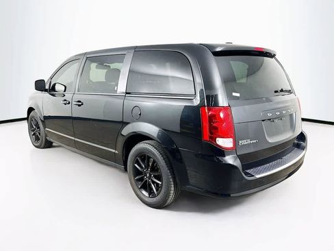 Used 2019 Dodge Grand Caravan GT FWD image 4