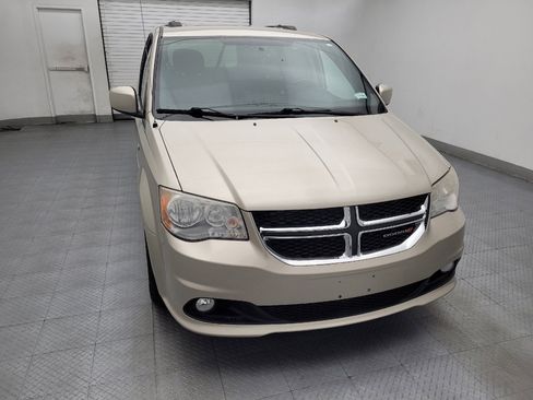 Used 2014 Dodge Grand Caravan SXT FWD image 14