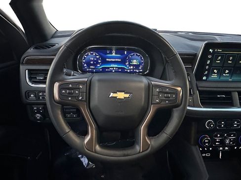 Used 2024 Chevrolet Suburban High Country w/ Premium Package image 12
