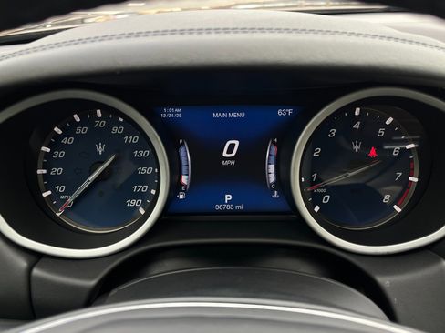 Used 2018 Maserati Ghibli GranLusso image 46