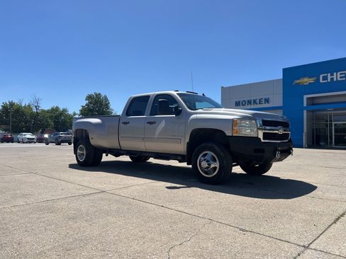 Used 2008 Chevrolet Silverado 3500 LT RWD image 1