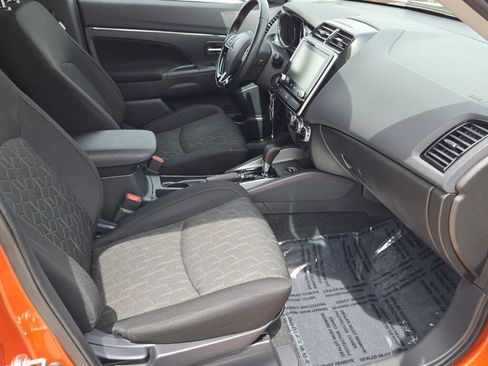 Used 2022 Mitsubishi Outlander Sport LE AWD/4WD image 4