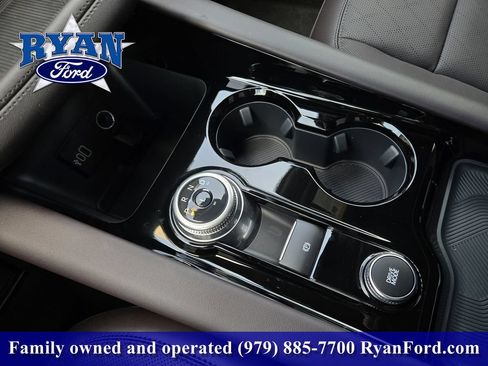 New 2026 Ford Explorer Platinum RWD image 15