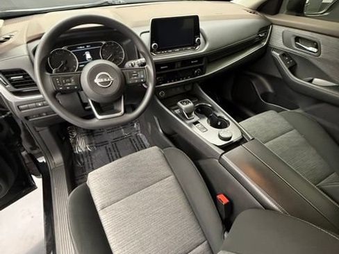 Used 2023 Nissan Rogue SV AWD/4WD image 49