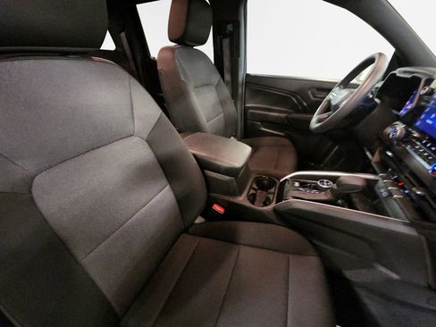 Certified 2023 Chevrolet Colorado Trail Boss AWD/4WD image 26