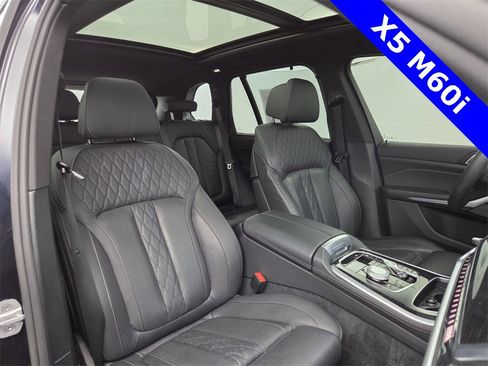 Used 2025 BMW X5 M60i w/ Executive Package image 11