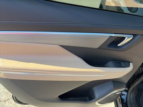 New 2026 Buick Enclave Preferred image 12