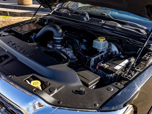 Used 2019 RAM 1500 Limited w/ Advanced Safety Group image 38