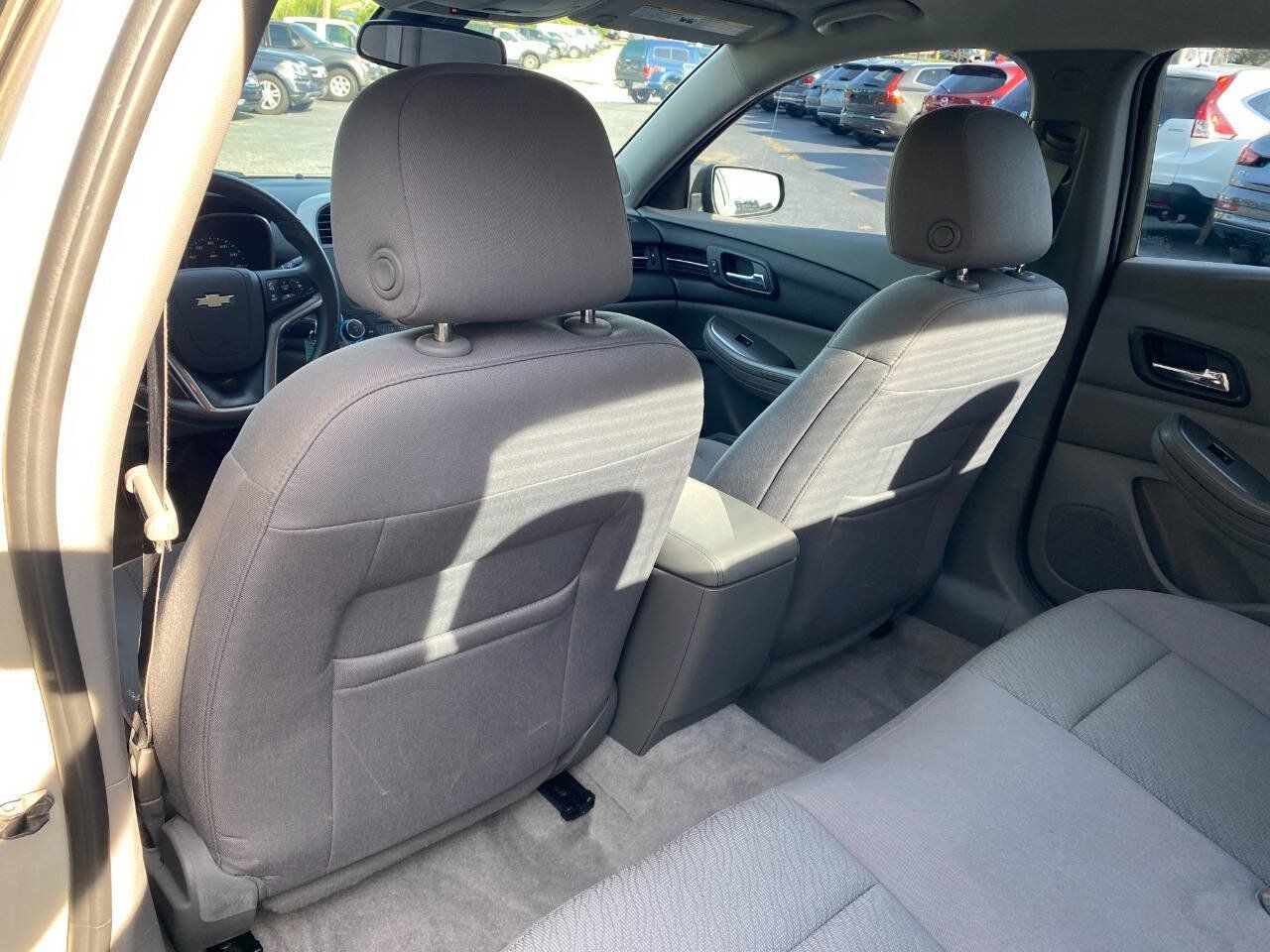 Used 2015 Chevrolet Malibu LS FWD image 19