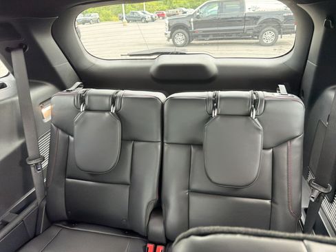 New 2026 Ford Explorer ST-Line AWD/4WD image 14