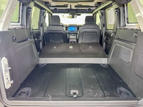 New 2025 Ford Bronco Badlands w/ Sasquatch Package image 16