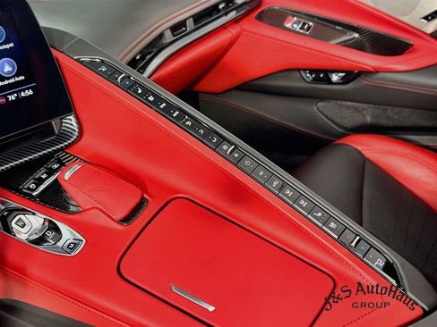 Used 2021 Chevrolet Corvette Stingray Premium Cpe w/ Z51 Performance Package RWD image 21