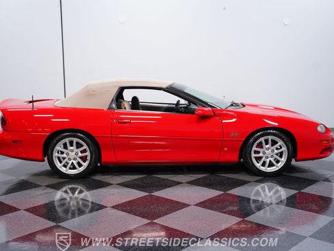 Used 2002 Chevrolet Camaro Z28 w/ SS Performance/Appearance Pkg RWD image 12
