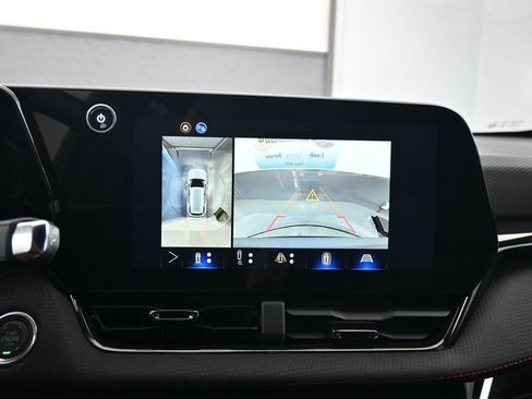 New 2026 Chevrolet Equinox RS w/ Convenience Package III FWD image 18