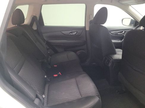 Used 2019 Nissan Rogue SV AWD/4WD image 19