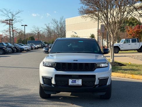 New 2025 Jeep Grand Cherokee L Limited image 4