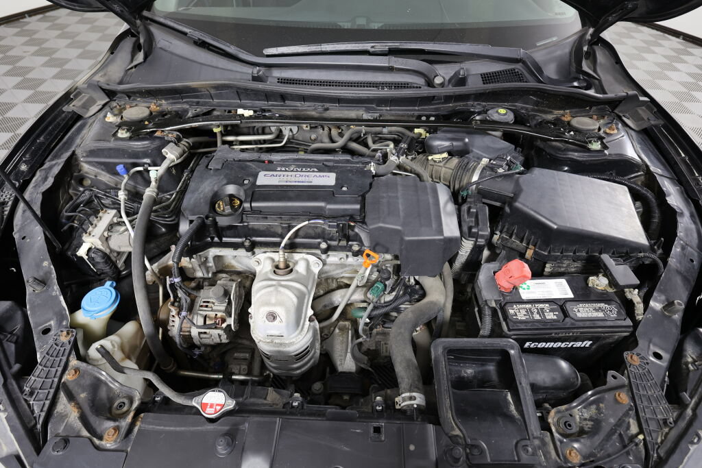 Used 2013 Honda Accord EX image 39