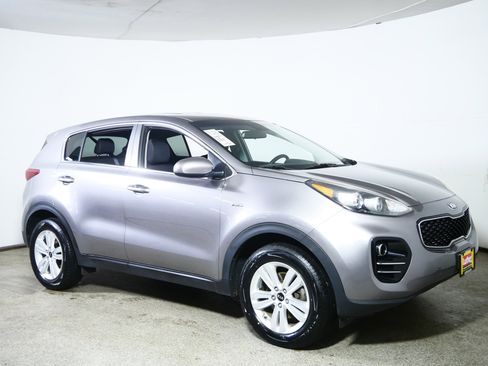 Used 2019 Kia Sportage LX image 1