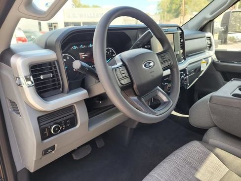 New 2026 Ford F350 XLT w/ FX4 Off-Road Package AWD/4WD image 10