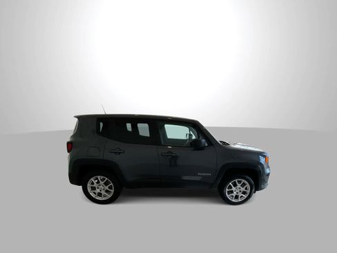 Used 2023 Jeep Renegade Latitude AWD/4WD image 9
