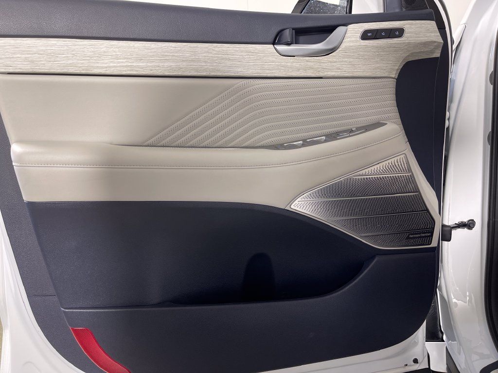 Certified 2024 Hyundai Palisade Calligraphy FWD image 20
