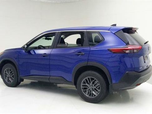 Certified 2023 Nissan Rogue S FWD image 6