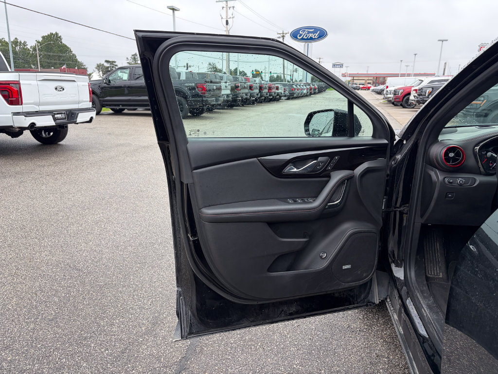 Used 2021 Chevrolet Blazer RS w/ Enhanced Convenience Package AWD/4WD image 12