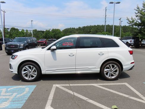 Used 2023 Audi Q7 3.0T Premium Plus AWD/4WD image 8