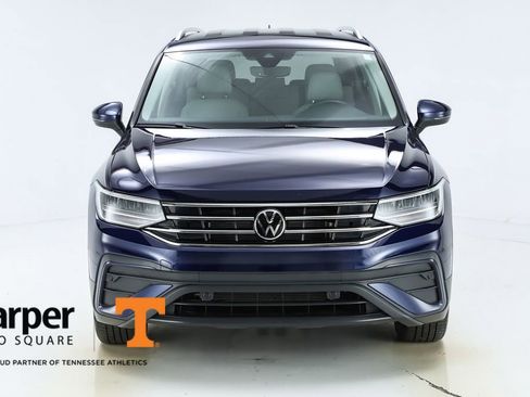 Used 2023 Volkswagen Tiguan SE image 53