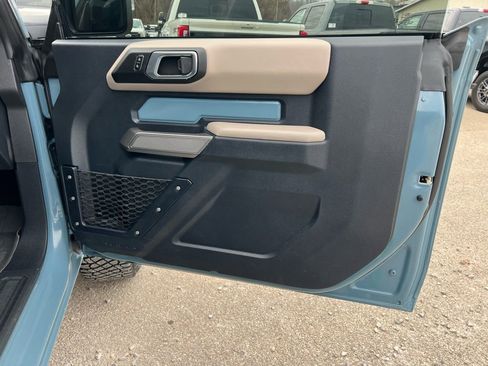 Used 2023 Ford Bronco Wildtrak image 17