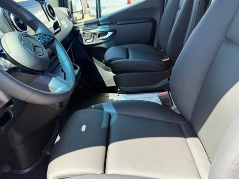 New 2026 Mercedes-Benz Sprinter 2500 image 11