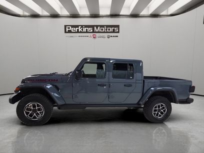 New 2026 Jeep Gladiator Rubicon w/ Steel Power Dome Hood Package