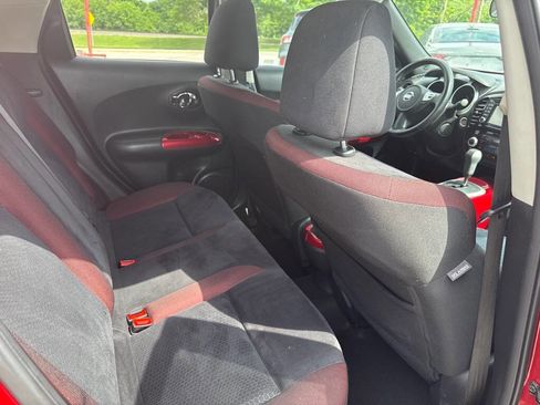 Used 2016 Nissan Juke SV w/ Technology Package image 12