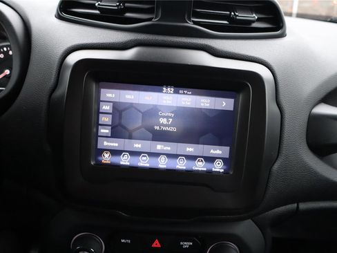 Used 2021 Jeep Renegade Sport image 20