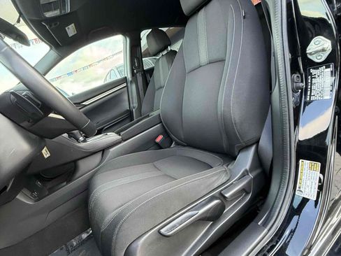 Used 2018 Honda Civic Sport image 78