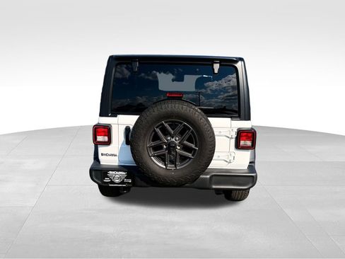 Used 2024 Jeep Wrangler Sport S image 6