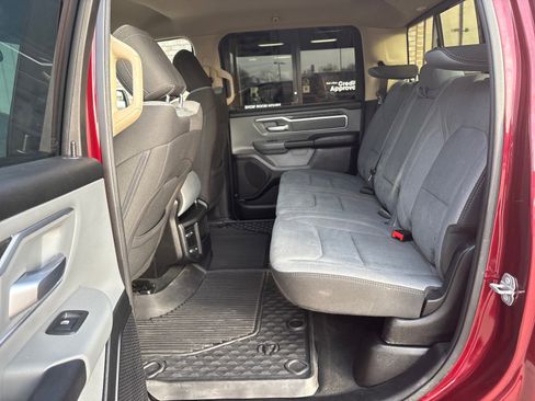 Used 2019 RAM 1500 Big Horn image 4